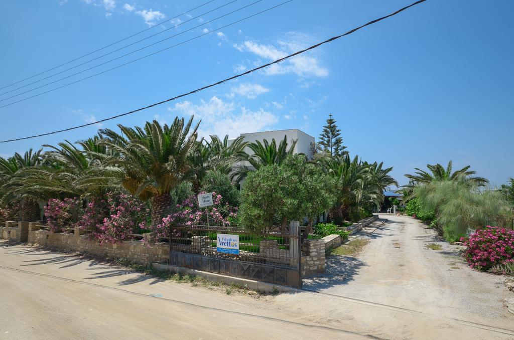 Studios Vrettos Beachfront Hotel Pláka エクステリア 写真