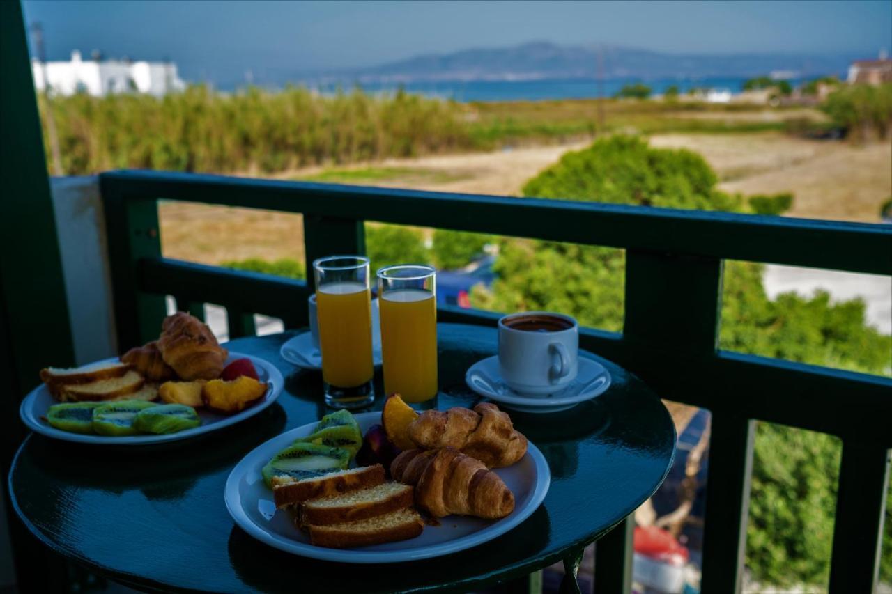 Studios Vrettos Beachfront Hotel Pláka エクステリア 写真