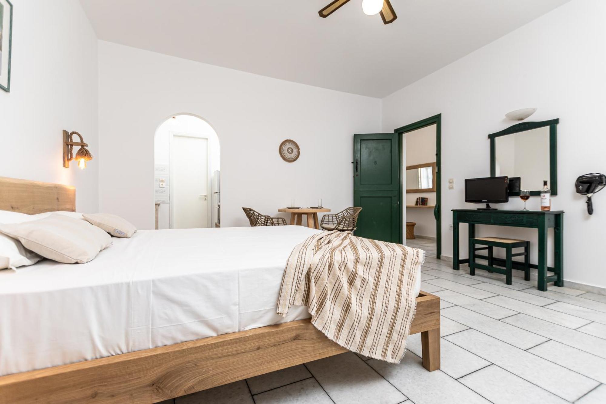 Studios Vrettos Beachfront Hotel Pláka エクステリア 写真