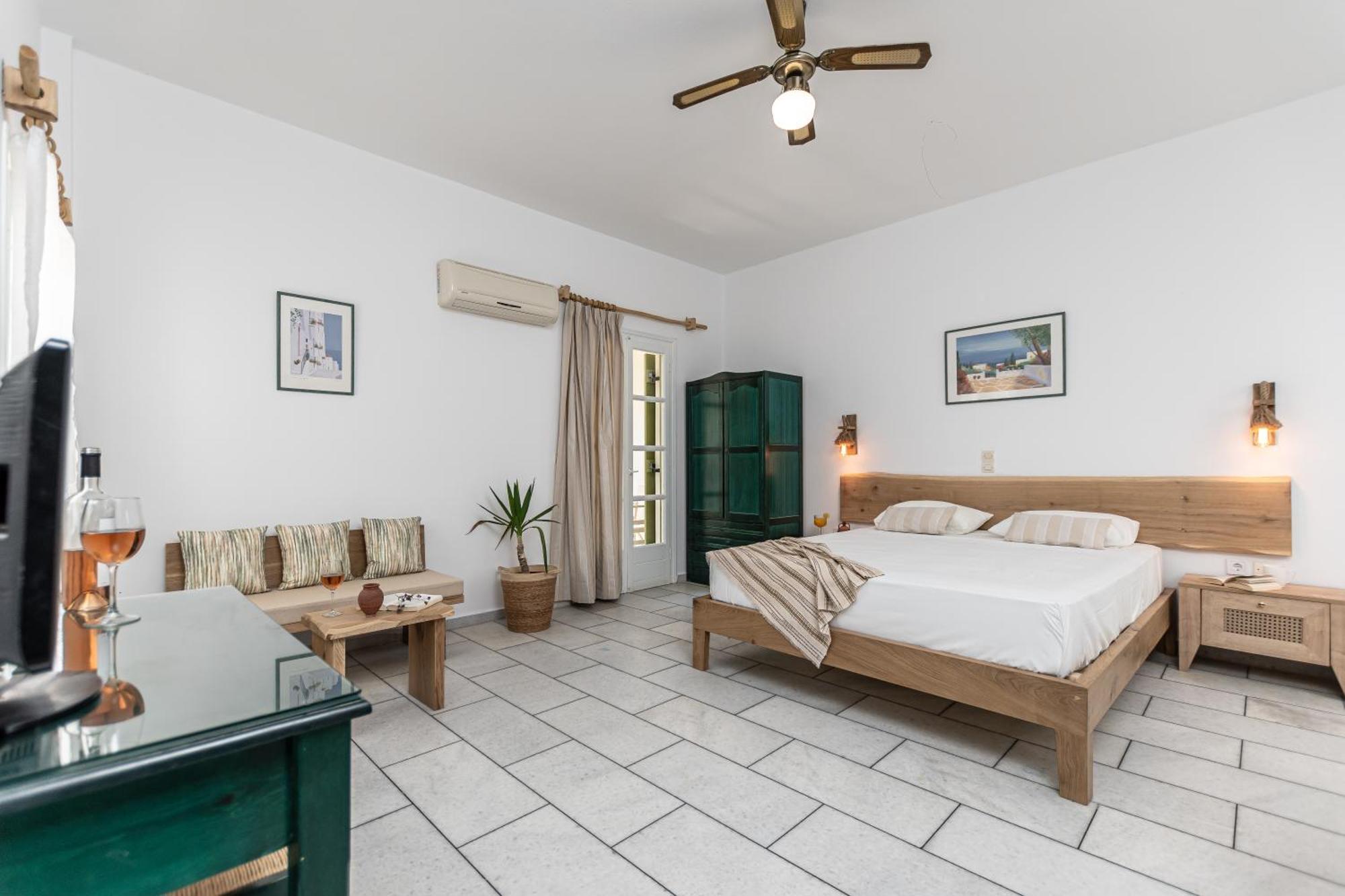Studios Vrettos Beachfront Hotel Pláka エクステリア 写真